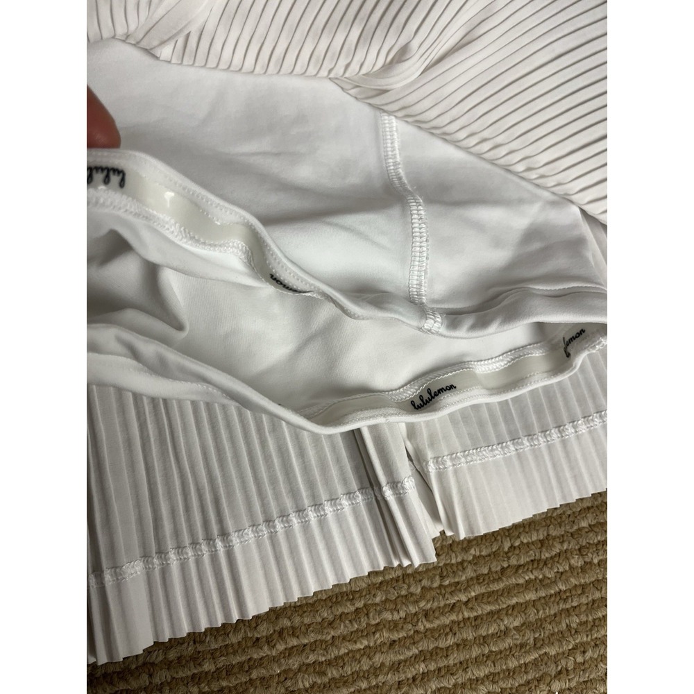 Lululemon Just Pleat It Tennis Skirt Skort White size 6 - Picture 5 of 10